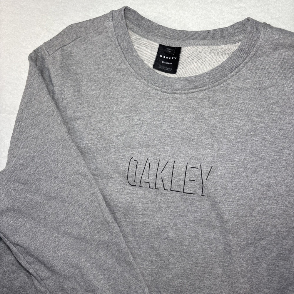 Oakley Grey Custom Fit Sweatshirt Men's Size Medium‎